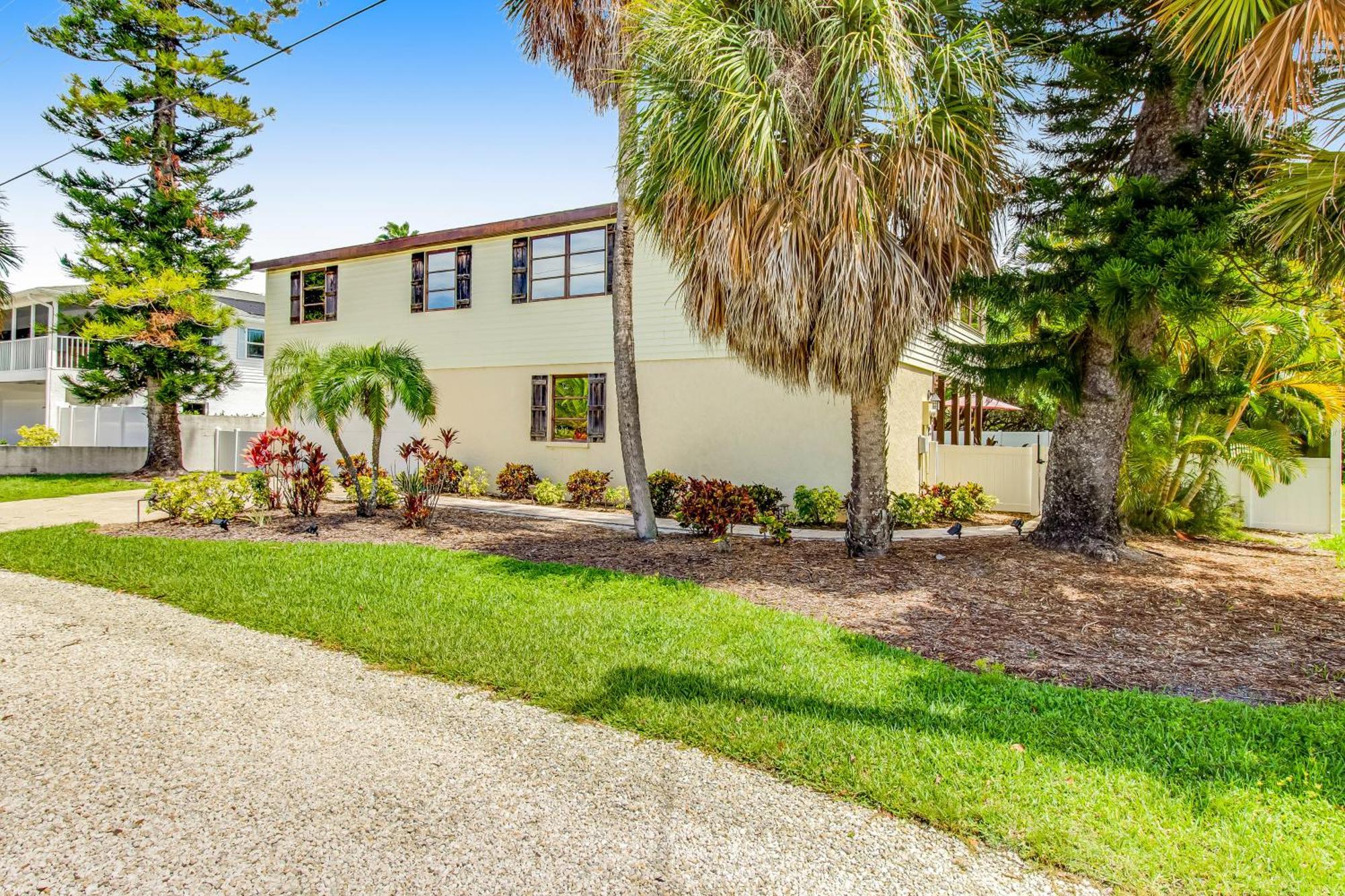 Beach To Bay Getaway Villa Anna Maria Exterior photo